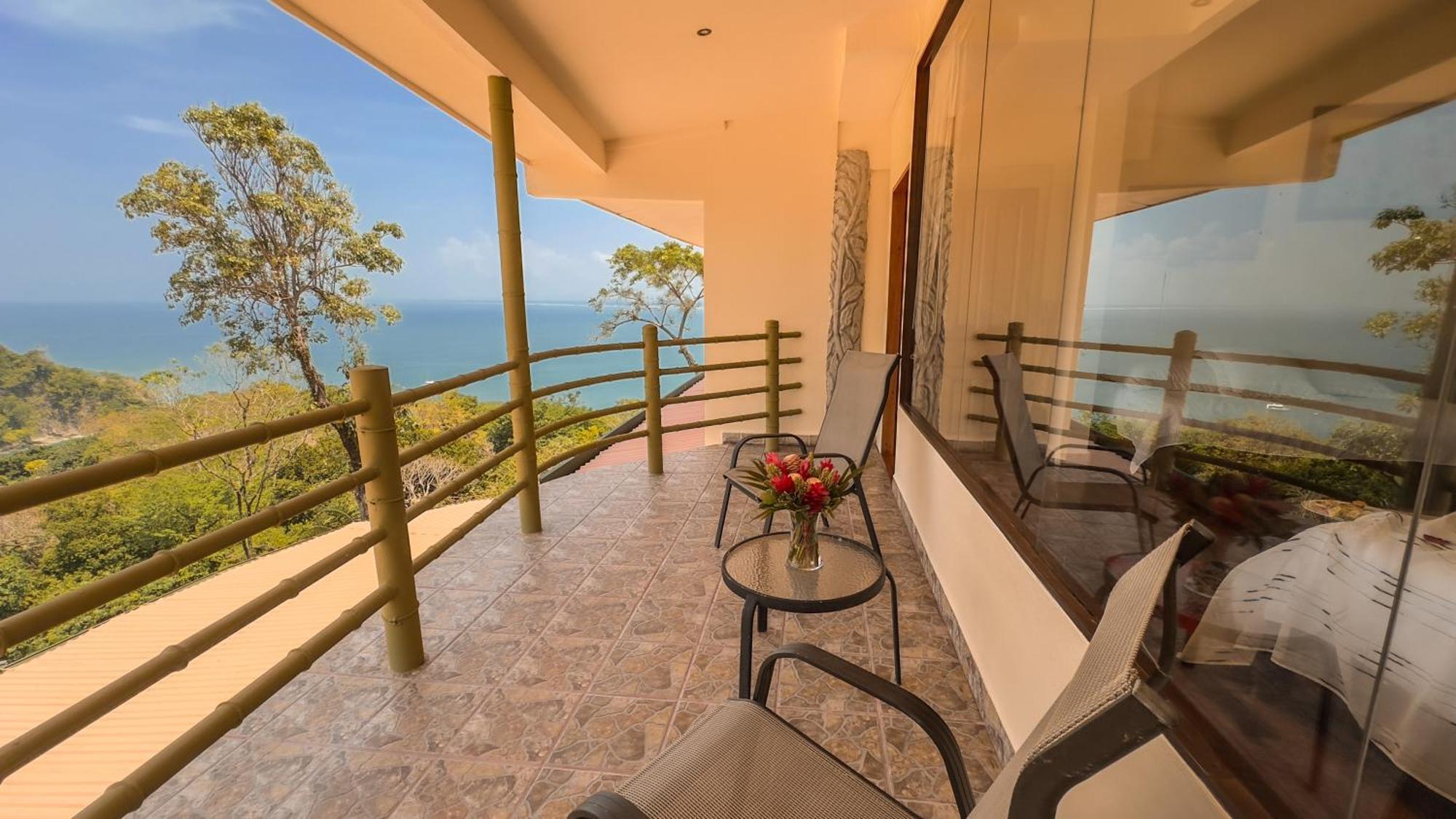 Issimo Suites (Adults Only) Manuel Antonio Exterior foto