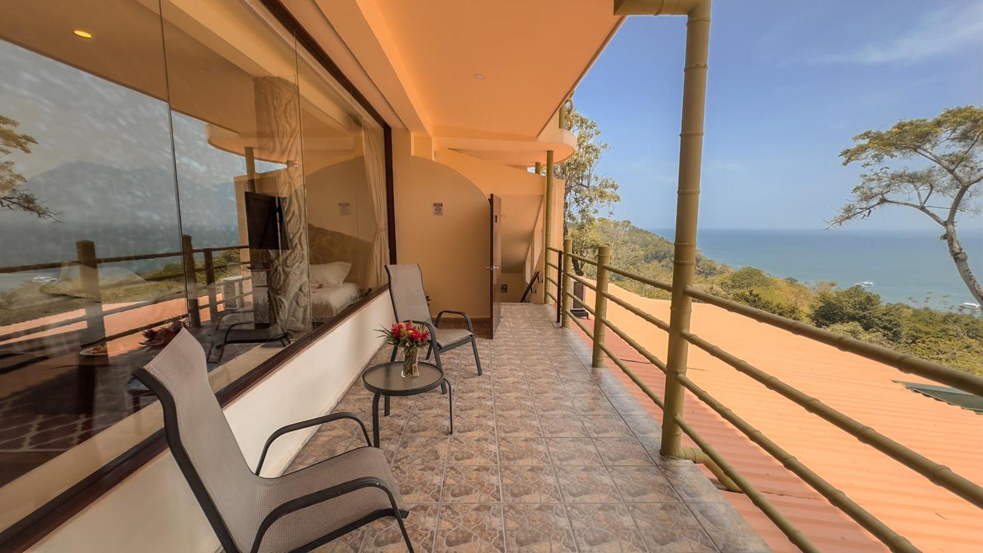 Issimo Suites (Adults Only) Manuel Antonio Exterior foto